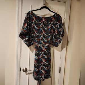 BCBG Max Azaria Kimono Sleeve Dress - size L (Runs Small)